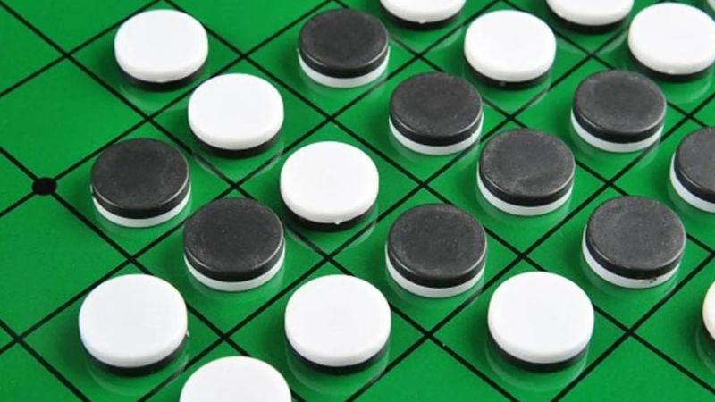 Othello cung cấp chiến lược sắc bén chinh phục mọi đối thủ