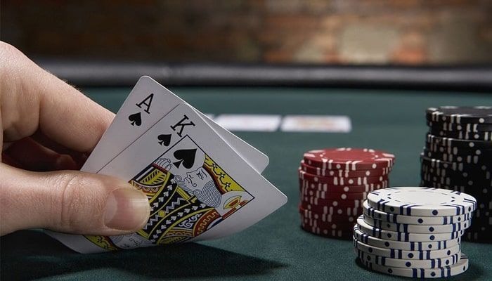 Xì tố trực tuyến - Game bài đổi thưởng hot nhất hiện nay